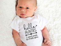 Hello Baby pregnancy announcement personalised bodysuit, I can't wait to meet you custom newborn birth reveal