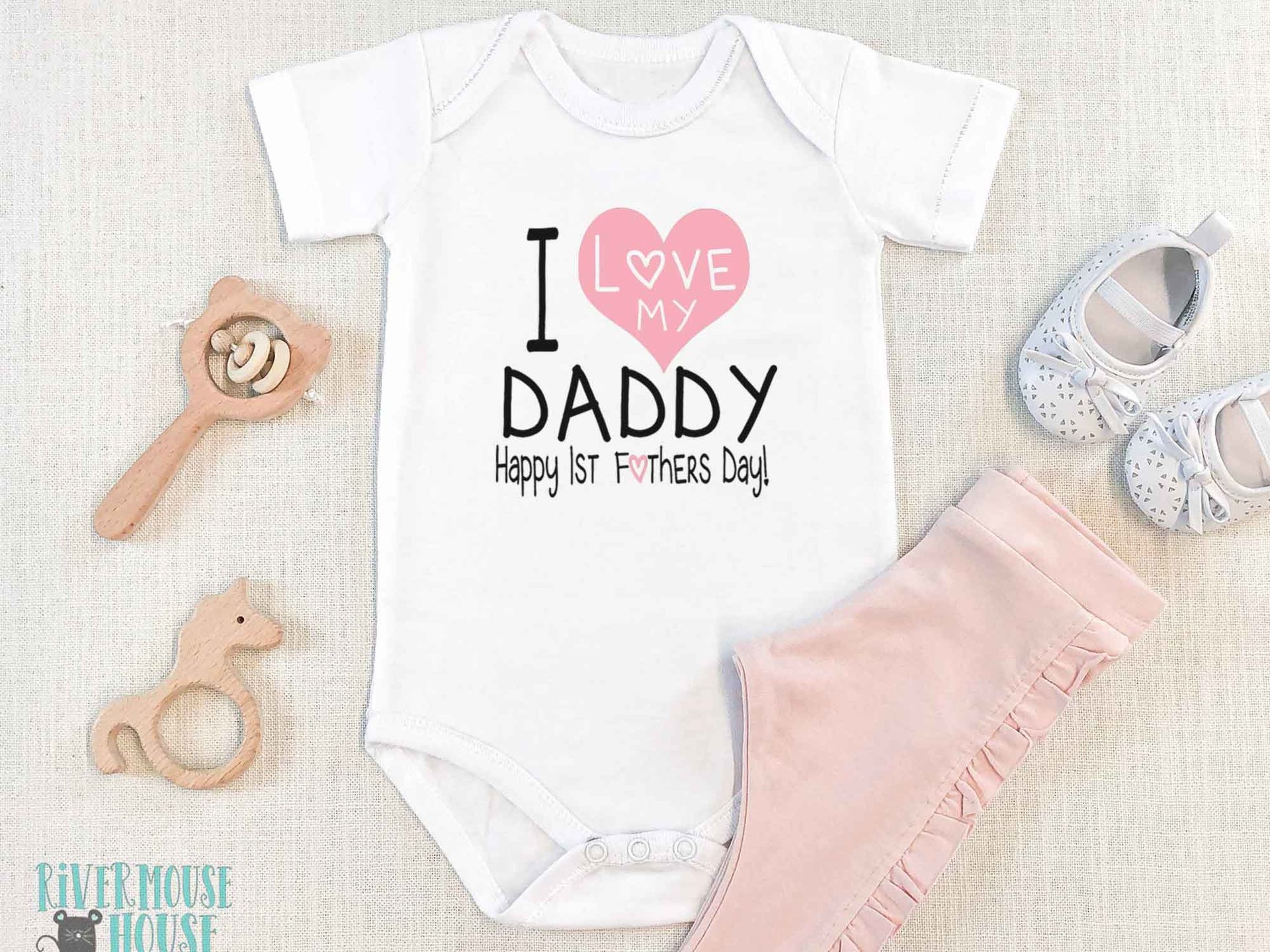 I Love my Daddy, Happy 1st Fathers Day Baby Bodysuit