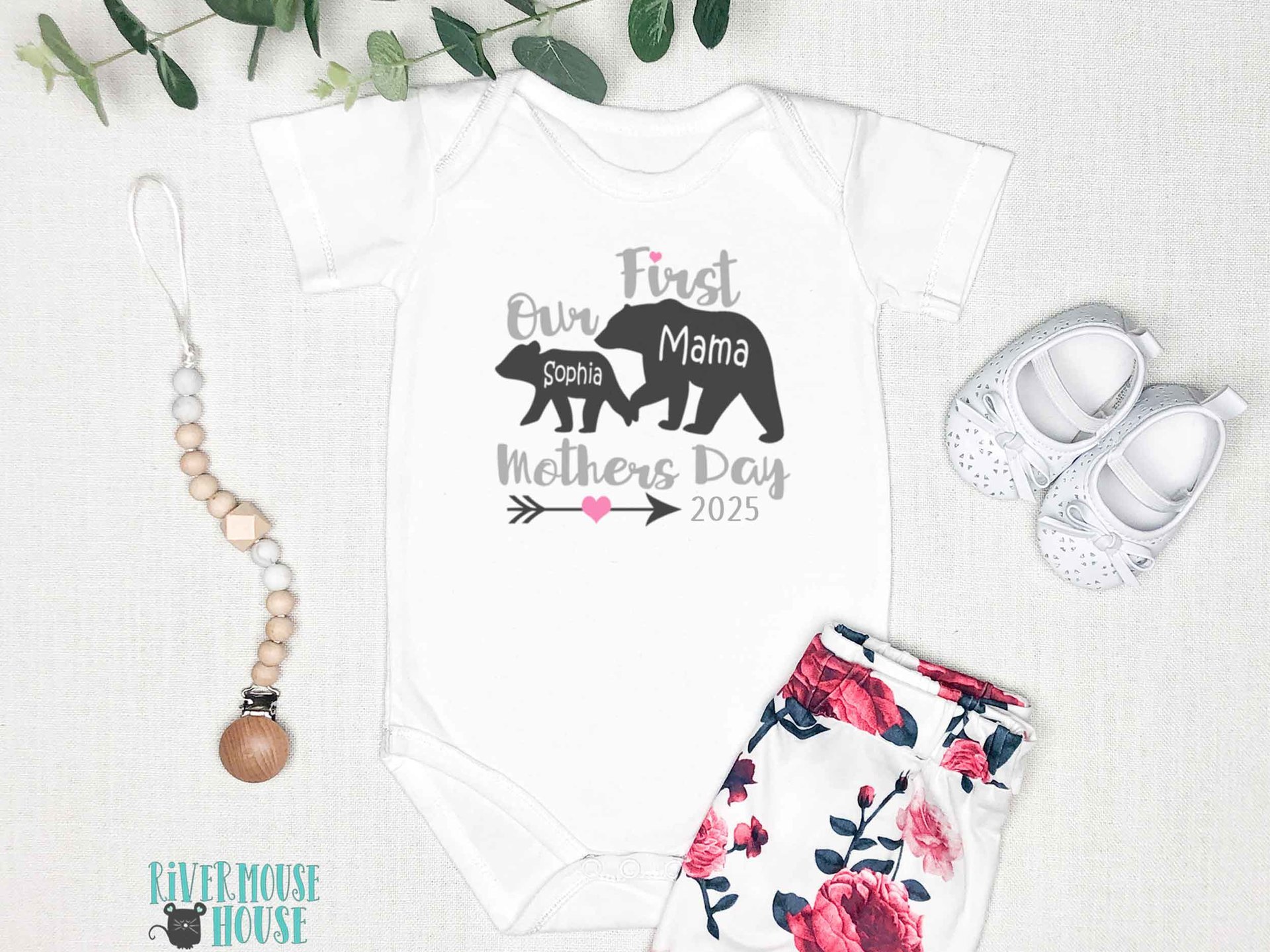 Our first mothers day Mama & baby bear 2025 personalised bodysuit, Custom gift for Mummy