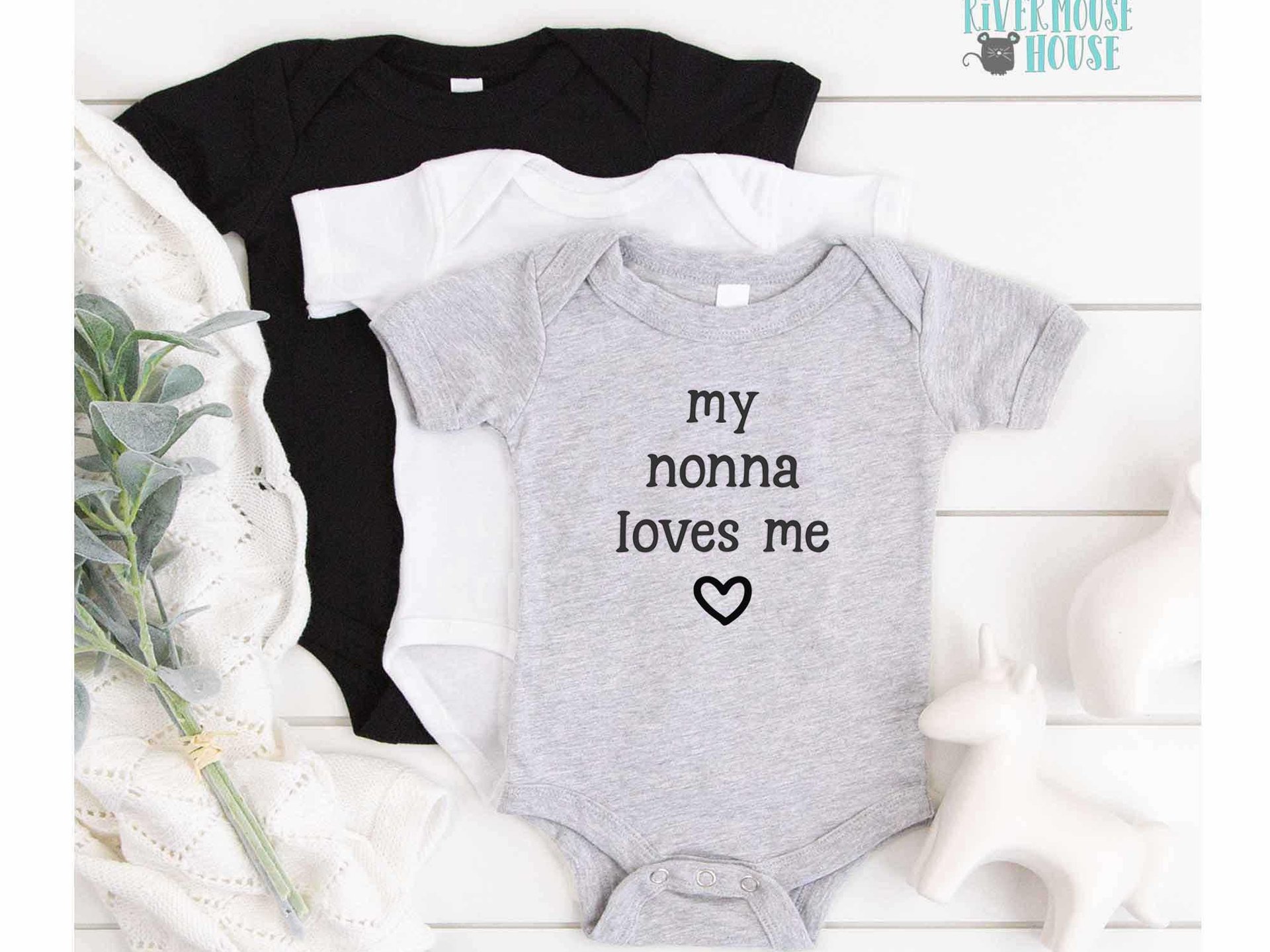 Personalised baby love bodysuit, My aunty, uncle, grandparents love me, Customise name to suit your family