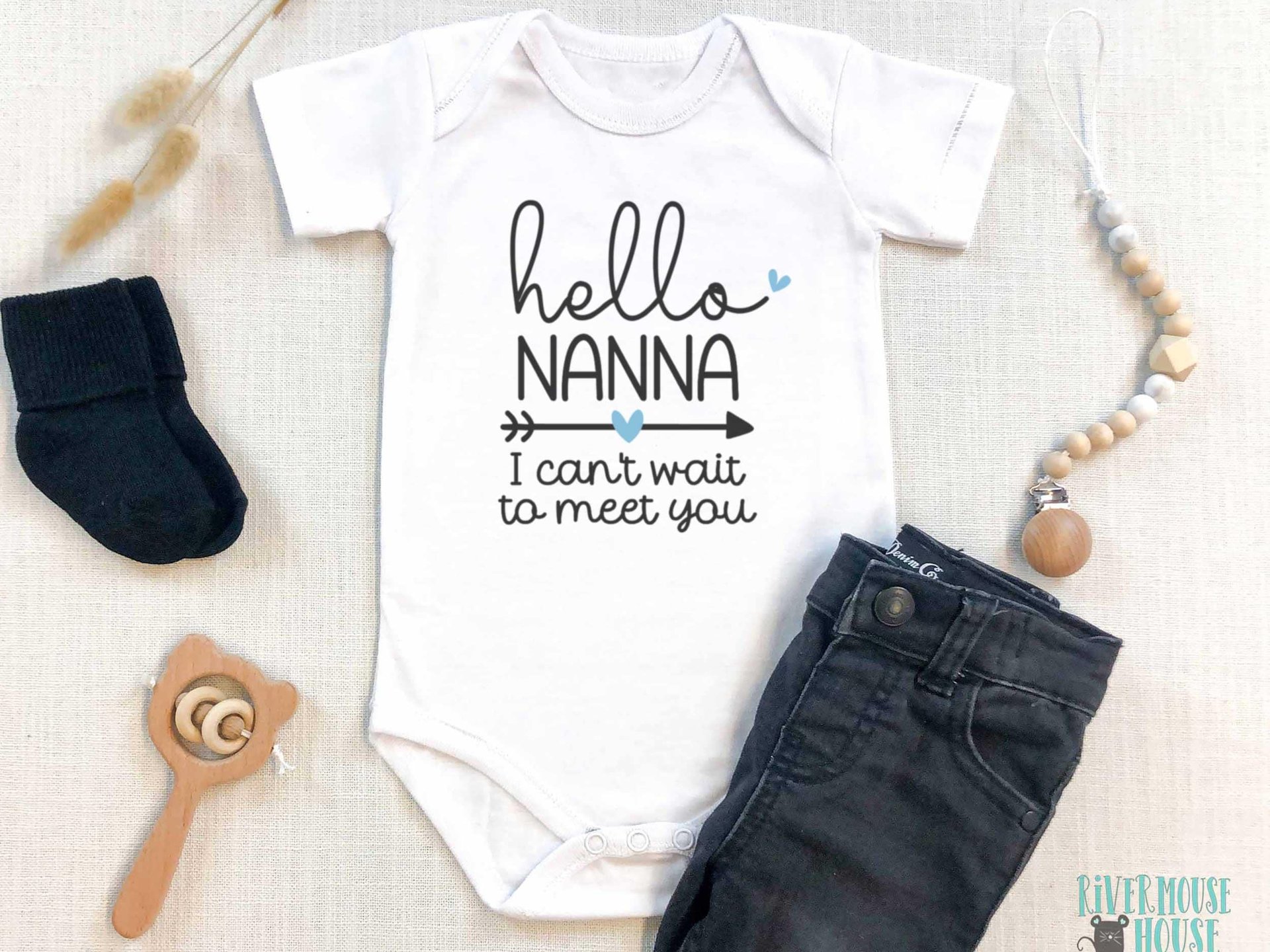 Hello Baby pregnancy announcement personalised bodysuit, I can't wait to meet you custom newborn birth reveal